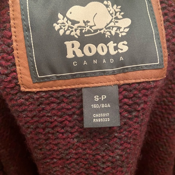 ROOTS Maroon Wool Blend Cabin Cardigan - Picture 8 of 9